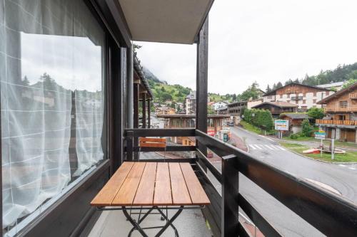 Flumet Apartment | Family-Friendly Stay at L'Arly with Great Amenities