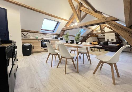Sens Apartment | Discover L armurerie: Family-Friendly Downtown Sens Stay
