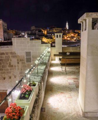 Sasso Caveoso House | Discover L'Artiere Dimore nei Sassi: 4-Star Pet-Friendly Retreat