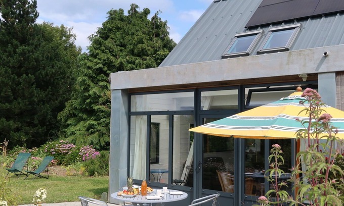 Locquirec House | L'Atelier by Interhome