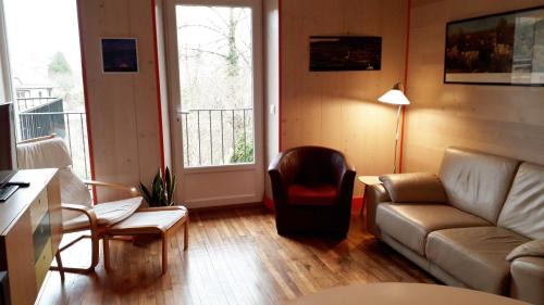 Clairvaux-les-Lacs Apartment | Charming Stay at L'Atelier du Peintre - Rated 9/10!