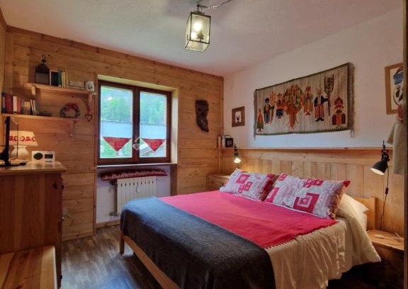 Cogne Apartment | Charming L'Atelier du Temps - Treinadan Appartement Awaits