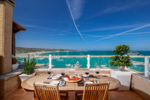 Vieste Apartment | Exclusive Penthouse with Ocean View - L’Attico sul Mare