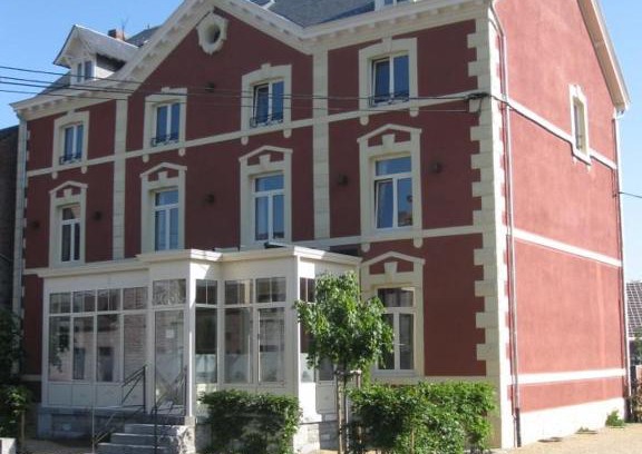 Beauraing Hotel | Pet-Friendly Retreat at L'auberge with 9.3/10 Guest Rating