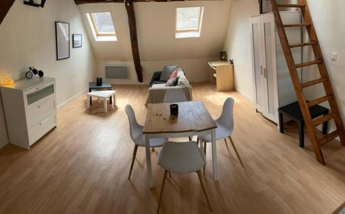 Autun Apartment | Discover L'autunette in Historic Autun - Guest Rated 7.4