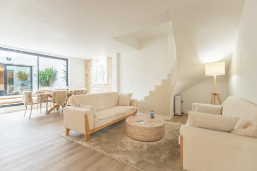 6th Arrondissement Apartment | L'ecrin cache - Centre ville