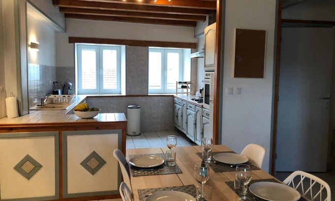 Etoges Apartment | Discover L’Ecrin champenois: Ideal Getaway in the Vines