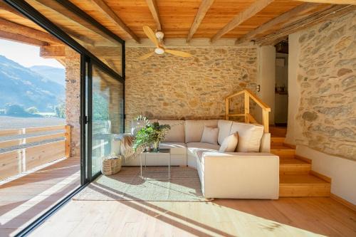 Beguda Apartment | Experience Beachfront Bliss at L'Altell, Rated 9.3/10