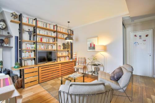 Butte-aux-Cailles Apartment | Elegance Awaits at Butte aux Cailles: Family-Friendly Stay