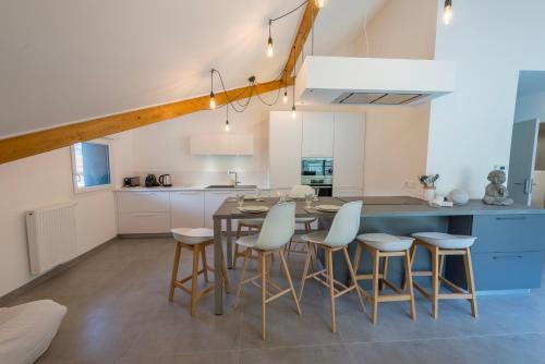 Duingt Apartment | Discover Duingt: Ideal Family Getaway by Lake Annecy