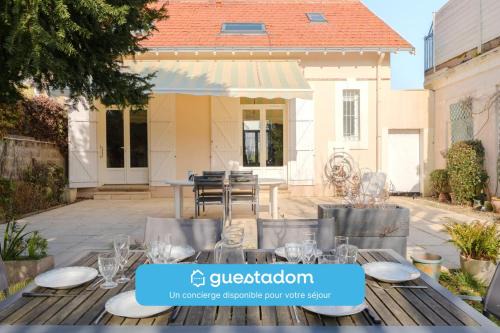 La Bernerie-en-Retz House | L'Embrun - T5 - Wifi - Accès à la mer