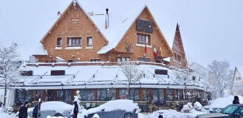 Ifrane Hotel | Cozy Stay at L'empreinte D'ifrane with Family-Friendly Amenities