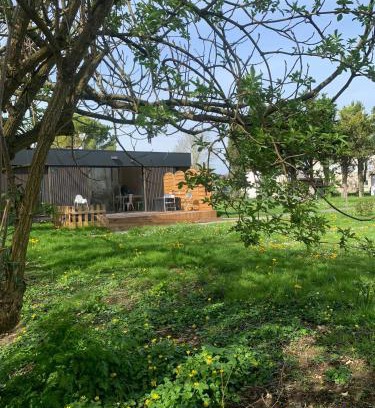 Aigrefeuille-d'Aunis Apartment | Ideal Garden Studio for Families - Guest Rated 9.6/10