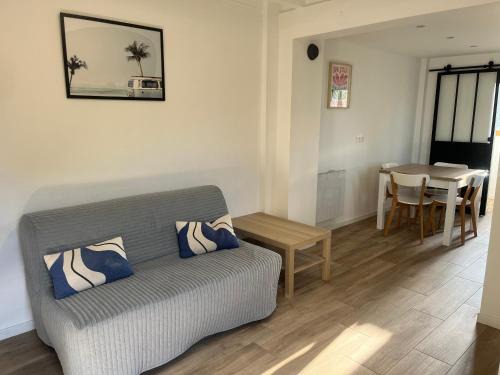 Lessy Apartment | Pet-Friendly L’Ermitage Apartment with Garden near Metz