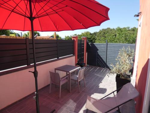Aubagne House | Relaxing Oasis at L'Escale d'Aubagne with Ocean Views