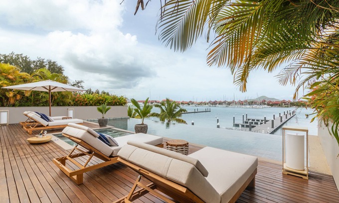 Zig Zag Ward Hotel | Experience L'Escale Resort Marina & Spa: 5-Star Ocean Views