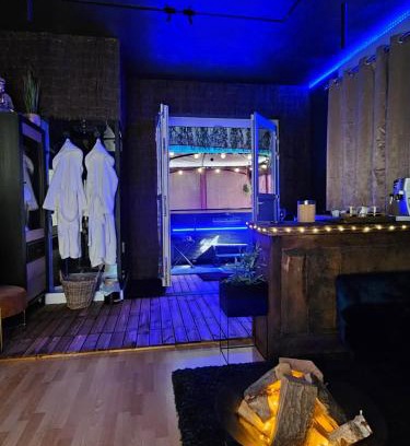 Tournai Bed & Breakfast | Relaxing L Escale Spa Privatif with Hot Tub & Child-Friendly Amenities
