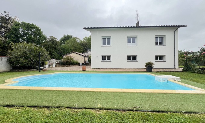 Boussens Ski Chalet | L'Escapade, 6p - Family House - Pool/Garden