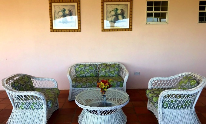 Piaye Bed & Breakfast | Discover L’escape: A Boutique Resort with Pool & Breakfast
