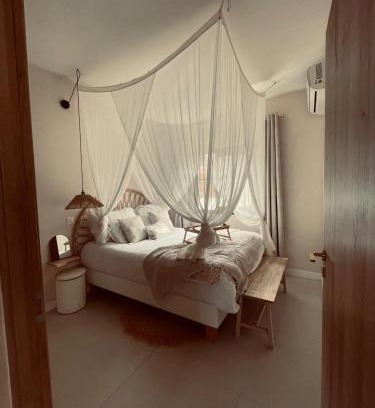 La Possession Cabin | L'essentiel Home By Chloé