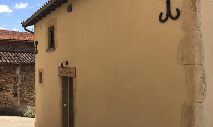 Brioude Sud Auvergne House | Cozy L'Estanco Village House with Family-Friendly Amenities