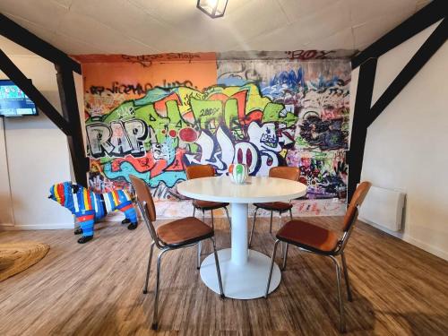 Henin-Beaumont Apartment | Pet-Friendly Retreat at L'Expo with Great Reviews