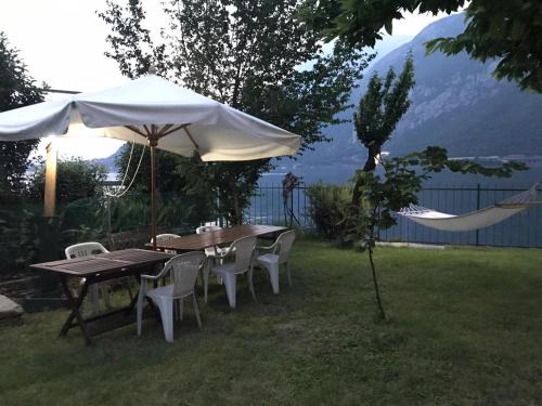 Moregge Apartment | Discover L For Lake: Oceanfront Retreat with Private Beach