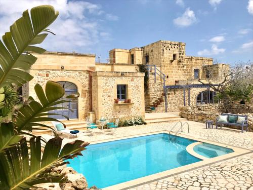 Ggantija House | Relax at L'Gharix Temple Retreat with Ocean Views & Pool