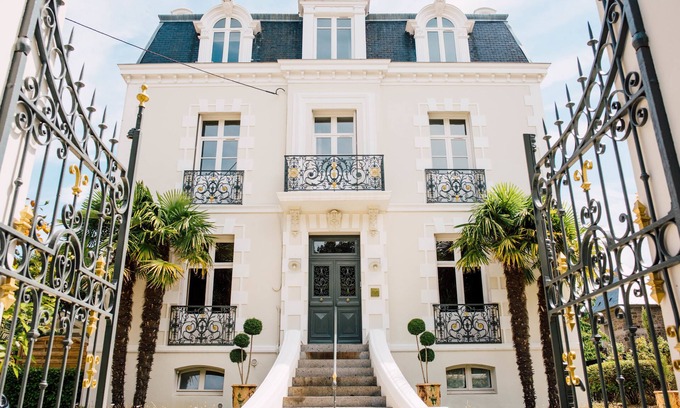 Saint-Servan Hotel | Discover L'Hôtel Particulier Ascott – Rated 9.4/10 with Spa