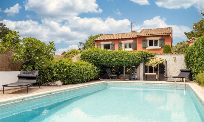 Rochefort-du-Gard House | Discover L'Hacienda: Holiday Home with Private Pool