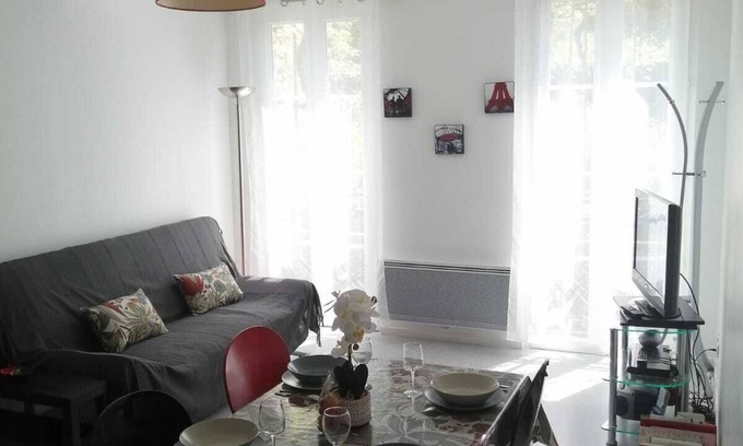 Ax-les-Thermes Apartment | Discover L'Hermine d'Ax-les-Thermes: Family-Friendly Retreat