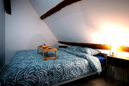 Etampes Apartment | Experience L impérial 5: Family-Friendly & Close to Paris