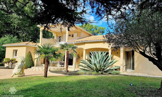 La Tremblade Villa | L'Impérial - Spacious villa