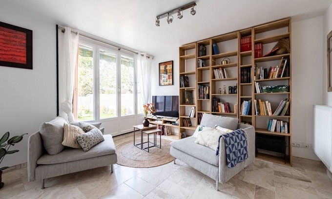 Les Louvrais House | Discover L'Impressionniste: A Garden Retreat for Families