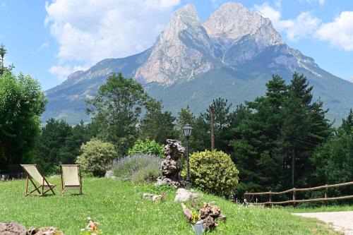 Saldes Hotel | Top-Rated L'Indret del Pedraforca with Restaurant Dining