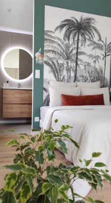Clermont-Ferrand House | Sunny Terrace Retreat: Family-Friendly Getaway with a 9.7 Rating