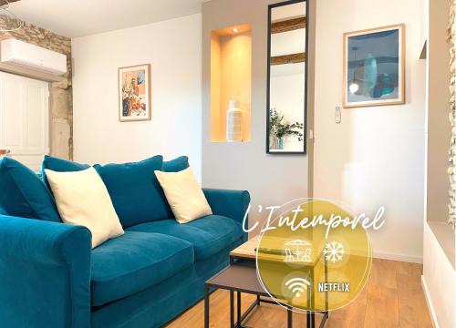 Castres Apartment | Stylish L'intemporel: Child-Friendly Grand T2 with Terrace