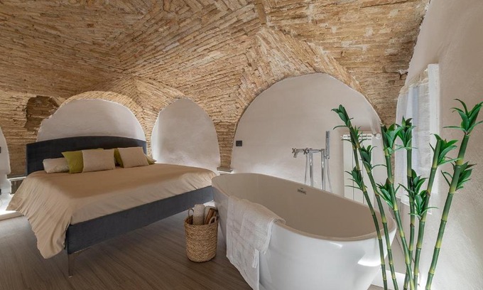 Gubbio House | Discover L'ira di Dante: Guest Rated 9.8 with Family Amenities