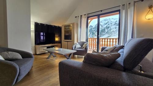 La Mongie Apartment | Family-Friendly L'Izar - Chalet des Etoiles in La Mongie