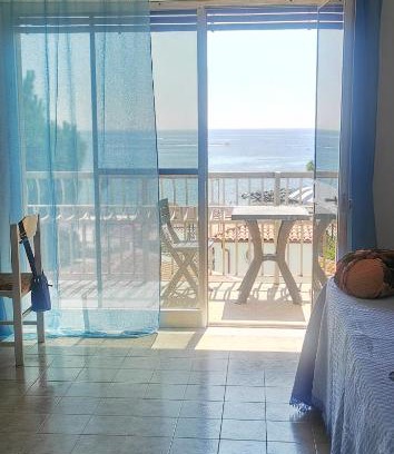 Copanello Apartment | Tranquil Escape at L'oasi di Copanello with Ocean Views