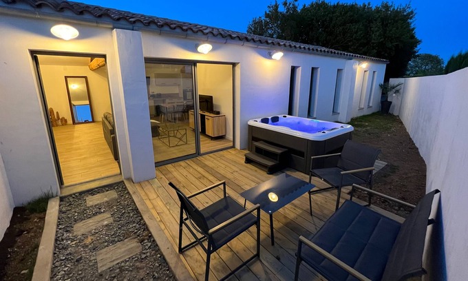 Marsilly House | L'oasis à Bulles, Climatisée