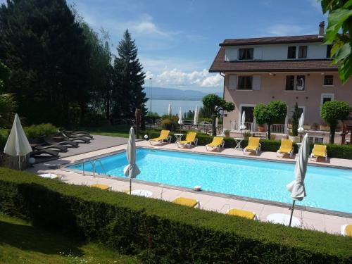 Evian-les-Bains Hotel | Oceanfront Retreat at L'Oasis with Pool & 9/10 Guest Rating