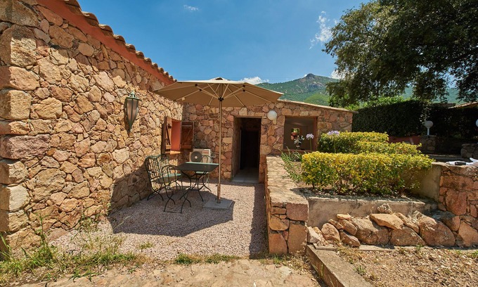 Sarrola-Carcopino House | Beautiful L'Olivier House with Pool for Memorable Getaways