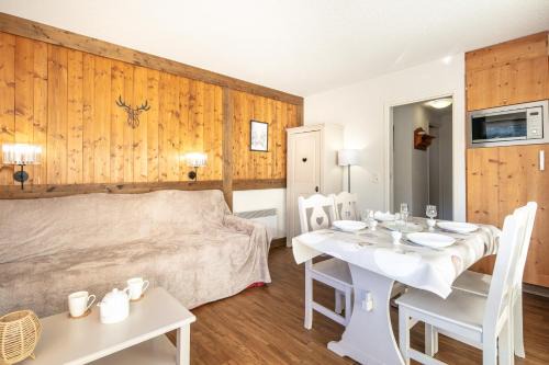 Autrans-Meaudre-en-Vercors Apartment | L'Olympique Cocoôning - Vue montagne parking privé