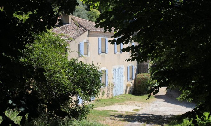 Saint-Thomas-de-Conac House | Cozy L'Ombrière: Family-Friendly with 9.7/10 Guest Rating