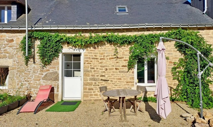 Pluneret House | Family-Friendly L'optimist in Pluneret with Kitchen Access