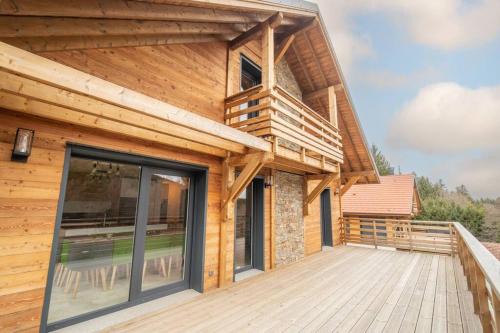 Gerbepal Ski Chalet | Relaxing Getaway at L'orée des bois with Spa & Ocean Views