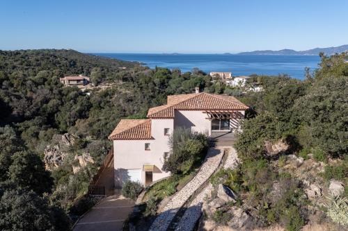 Portigliolo House | Ocean View Retreat at L'Orangeraie de Portigliolo
