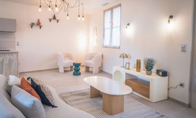Pezenas House | Relaxation Awaits at L'orangerie: Eco Lodge with Pool