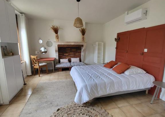 Radonvilliers House | Discover L'OREE DES LACS: Family-Friendly Comfort Awaits